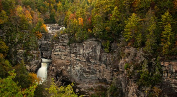 You Haven’t Lived Until You’ve Experienced This One Incredible Waterfall In North Carolina