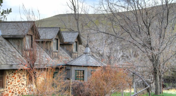 This Rustic Small-Town Nevada Bed & Breakfast Is Simply Unforgettable