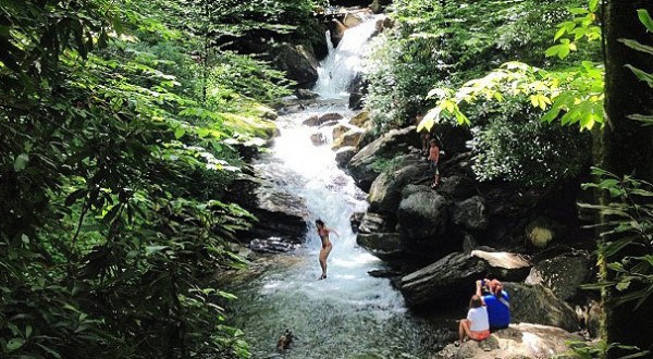 The Swimming Spot In North Carolina You Must Visit Before Summer’s Over