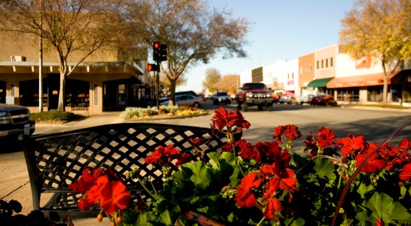 The Tiny Oklahoma Town That’s One Of The Happiest Places In America
