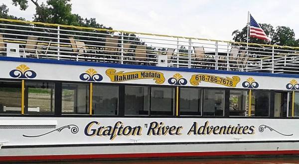 The Relaxing River Tour In Illinois You’ll Want To Take Before Summer Ends