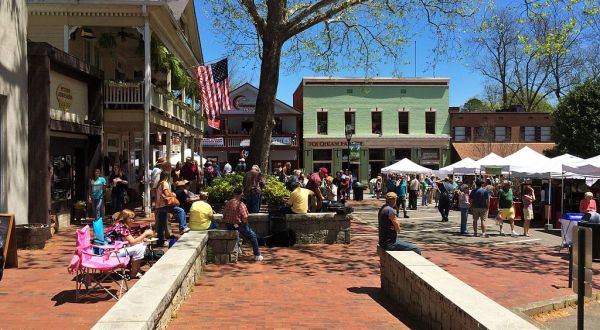 11 Welcoming Small Towns In Georgia Where You’ll Feel Like Family