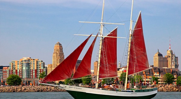 You’ll Love The Views Of Buffalo From This Awesome Lake Erie Boat Tour