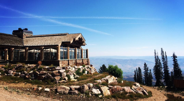 The Amazing Utah Restaurant You Can Only Get To By Gondola