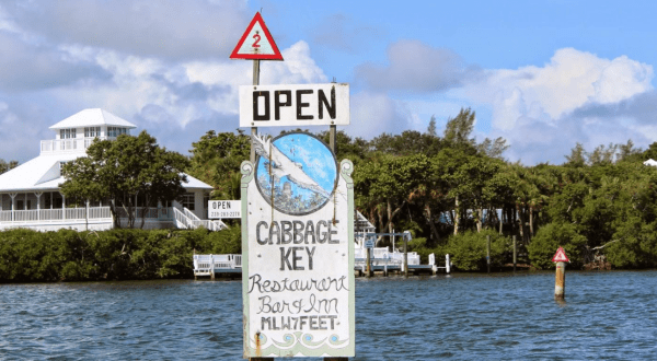 An Exciting Florida Restaurant You Can Only Get To By Boat, Cabbage Key Inn Is Wonderfully Unique