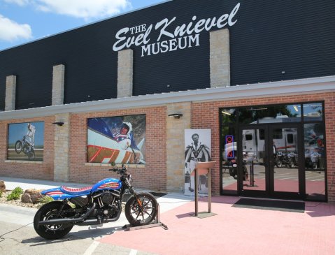 You'll Never Forget Your Trip To This Incredibly Unique Kansas Museum