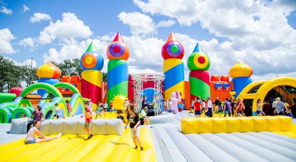 The World’s Largest Bounce House Is Coming To Texas…And You’ll Want To Visit