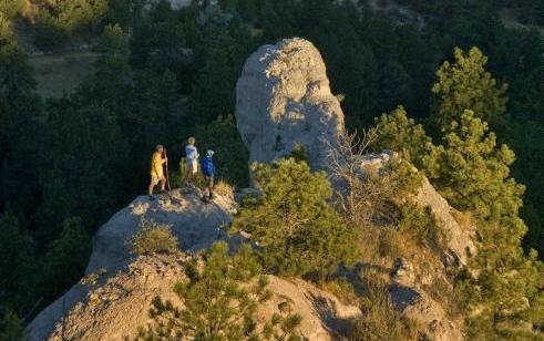 6 Of The Strangest Rock Formations You’ll See In Nebraska