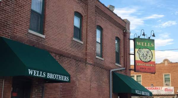 A Little Hole-In-The-Wall Restaurant In Wisconsin, Wells Brothers Serves Some Of The Best Pizza Around