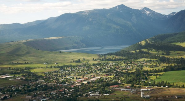 You’ll Never Run Out of Things To Do In This Tiny Oregon Town