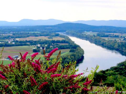 These 9 Scenic Overlooks In Massachusetts Will Leave You Breathless