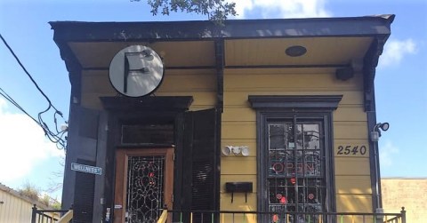 This Hidden Burger Spot Is One of the Best In New Orleans