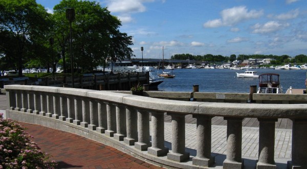 This Charming Town Near Boston Is Perfect For A Day Trip
