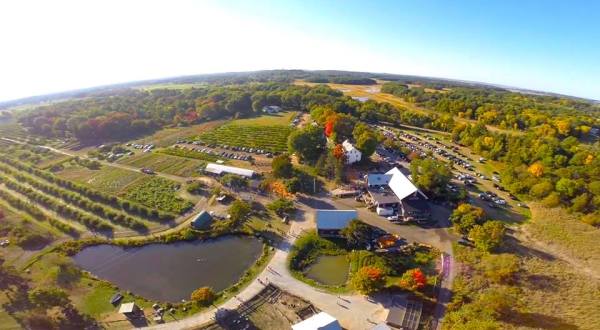 These 8 Charming Cider Mills In Massachusetts Will Have You Longing For Fall