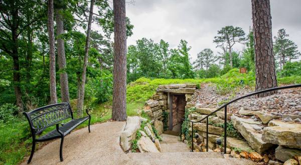 You Can Live Your Fairy Tale Dreams At These 10 Enchanting Places In Arkansas