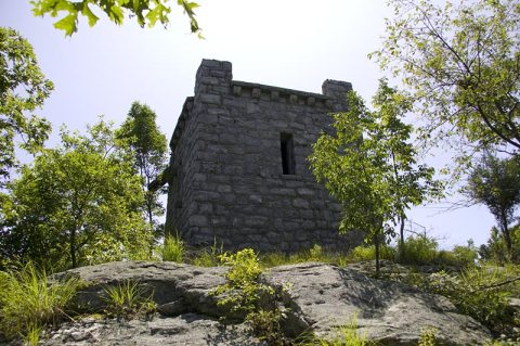The One Trail In New Jersey That Will Lead You To Extraordinary Abandoned Ruins