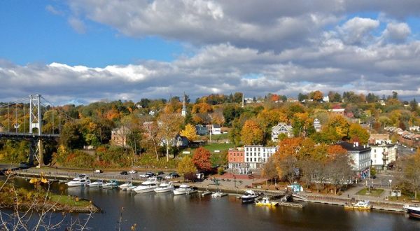 This Charming New York Town Is Picture Perfect For An Autumn Day Trip