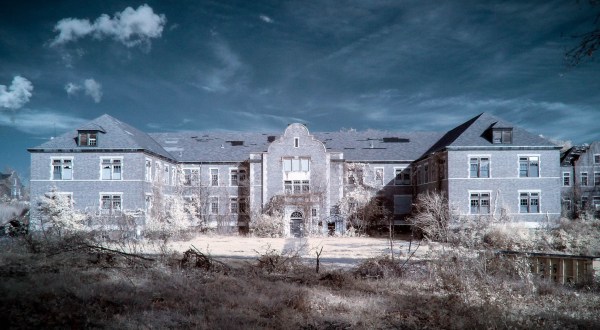 This Asylum Near Philadelphia Has A Dark And Evil History That Will Never Be Forgotten