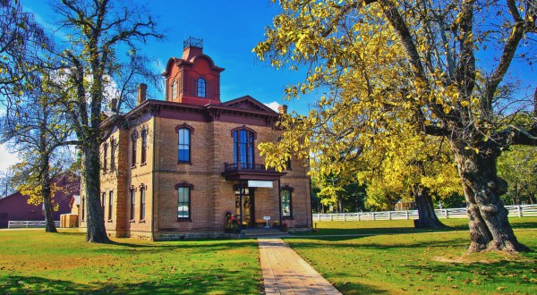 9 Underrated Arkansas Towns That Deserve A Second Look