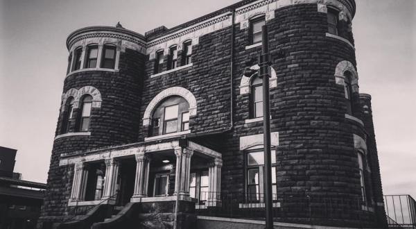 This Overnight Ghost Hunt In Ohio Is The Creepiest Thing You’ll Ever Do