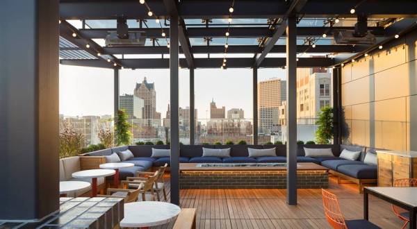 You’ll Love This Rooftop Bar And Lounge In Milwaukee That’s Beyond Gorgeous