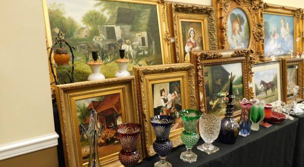 The Enormous Auction In New Jersey Where You’ll Find All Kinds Of Treasures