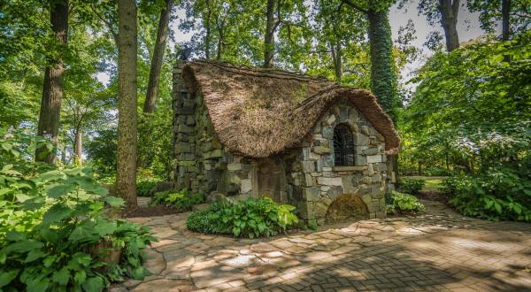 The Whimsical Playground In Delaware That’s Straight Out Of A Storybook