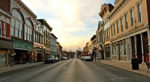 How This Small Kentucky Town Quietly Became The Coolest Place In The South