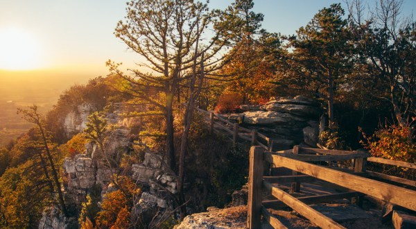 8 Short And Sweet Fall Hikes In North Carolina With A Spectacular End View