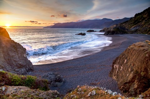You'll Love These 5 Gorgeous Northern California Hikes That End On The Beach