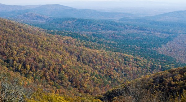 The One Arkansas Town Everyone Must Visit This Fall