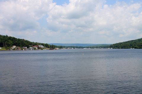 The Sinister Story Behind This Pennsylvania Lake Will Give You Chills