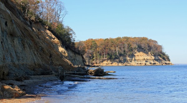 7 Short And Sweet Fall Hikes In Maryland With A Spectacular End View
