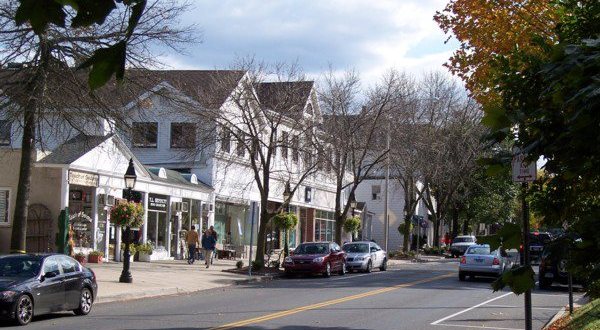 This Connecticut Town Just Might Have The Most Charming Main Street In The Country