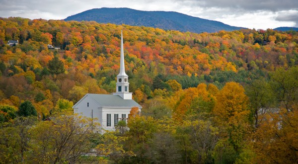 The One Vermont Town Everyone Must Visit This Fall