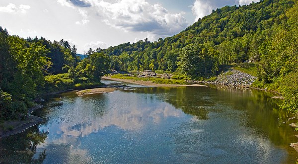 Here Are The 7 Best Places In Vermont To Go Fly Fishing