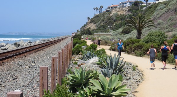 The Picturesque Beach Trail In Southern California That Feels Like A Daydream