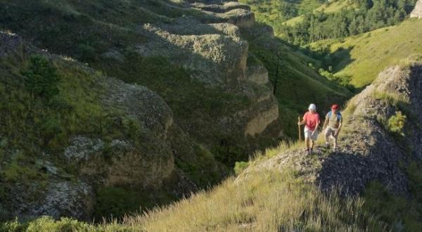 The Unrivaled Canyon Hike In Nebraska Everyone Should Take At Least Once