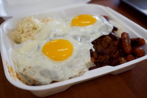 The Unassuming Restaurant In Hawaii That Serves The Best Loco Moco You'll Ever Taste