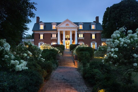 The Gorgeous Private Mansion In Pennsylvania Where You Can Stay The Night
