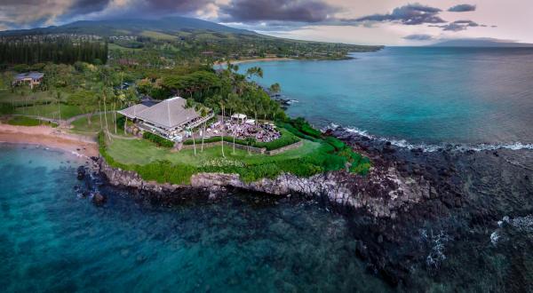 The Coastal Hawaii Restaurant With The Most Incredible Views