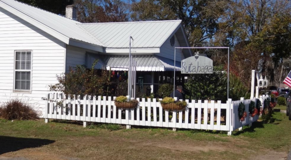 This Florida Restaurant Is So Remote You’ve Probably Never Heard Of It