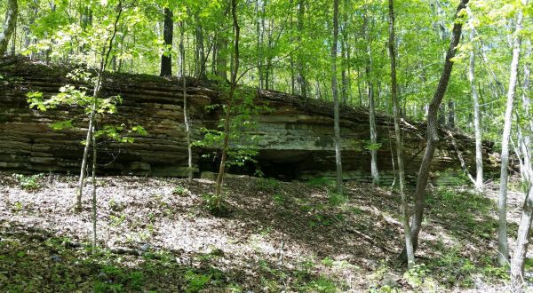 Hiking To This Above Ground Cave In Missouri Will Give You A Surreal Experience