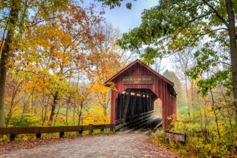 10 Picture Perfect Fall Day Trips To Take In Indiana