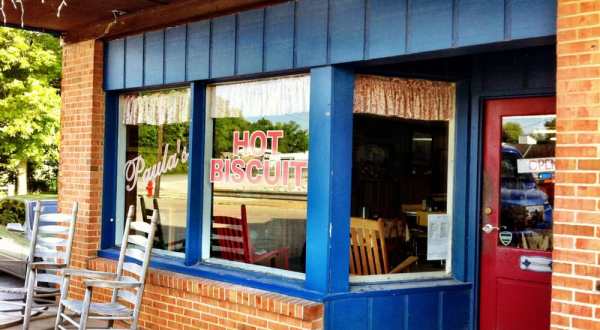 You’ll Fall In Love With This Classic Mom & Pop Restaurant In Small Town Kentucky