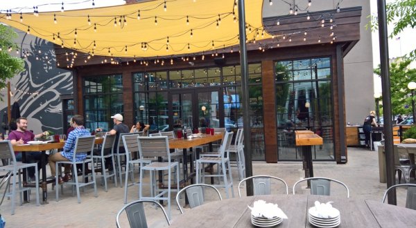 10 Amazing Outdoor Patios To Lounge On In Indianapolis Right Now