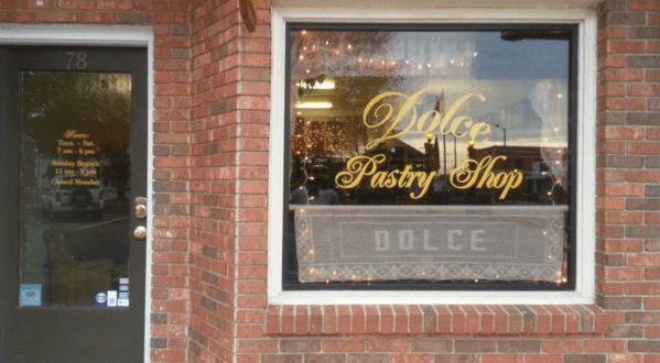 You’ll Love Everything About This Quaint Pastry Shop In Alabama