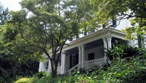 This Little Known Bed & Breakfast Near Baltimore Is The Perfect Place To Get Away From It All