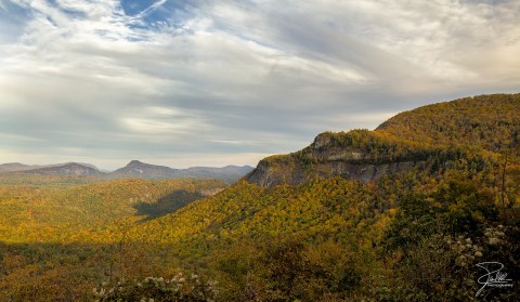 10 Short And Sweet Fall Hikes In North Carolina With A Spectacular End View