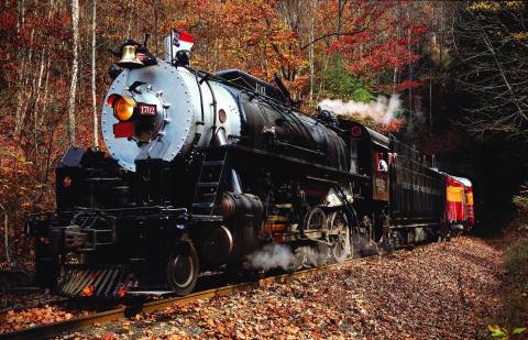 This Wine-Themed Train Near Charlotte Will Give You The Ride Of A Lifetime
